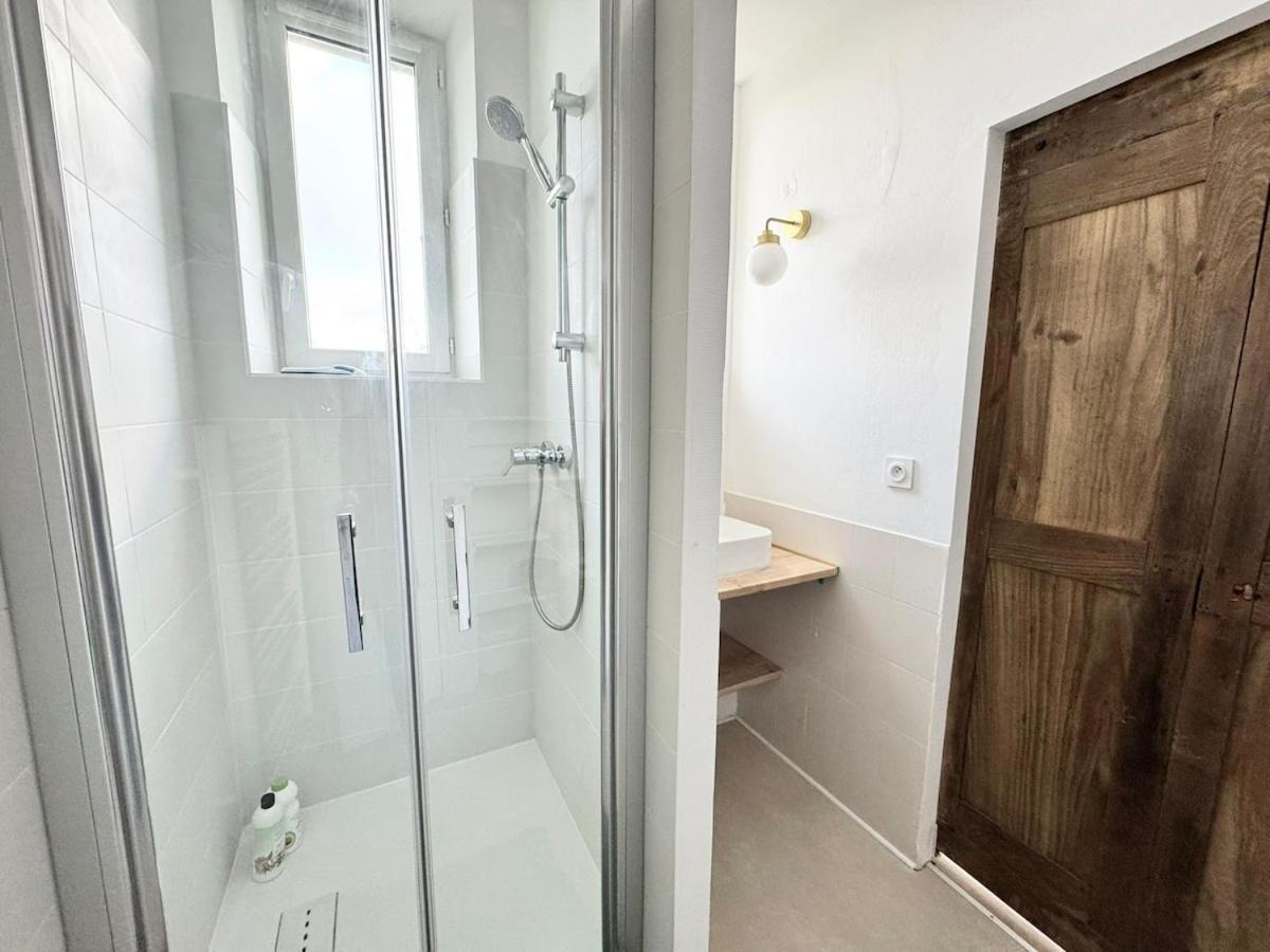 Loustal D Henri 3 Apartment *