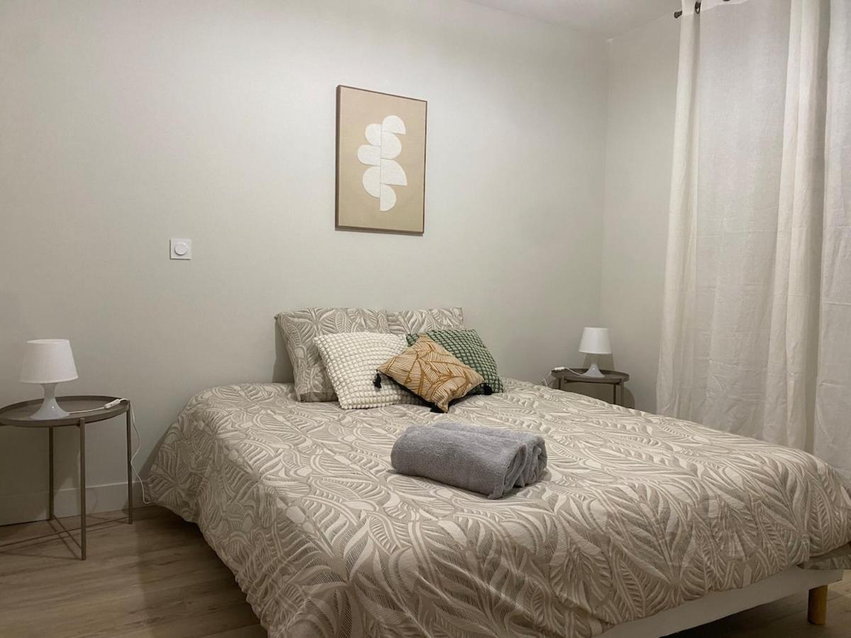 Apartment Loustal D Henri 3